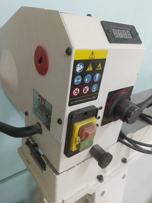 Токарный станок по дереву Jet