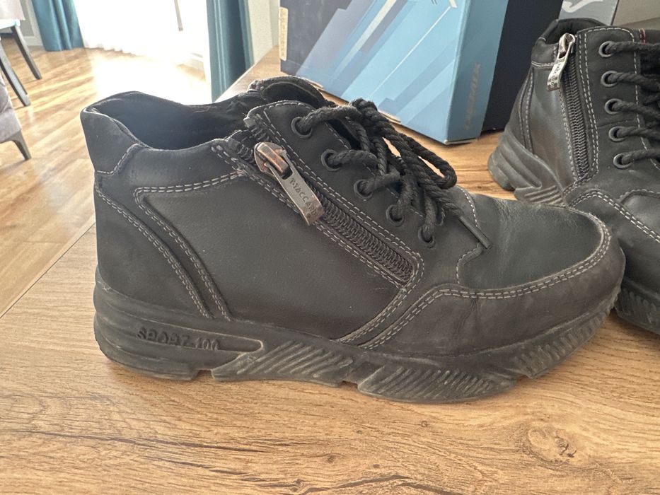 продам зим ботинок