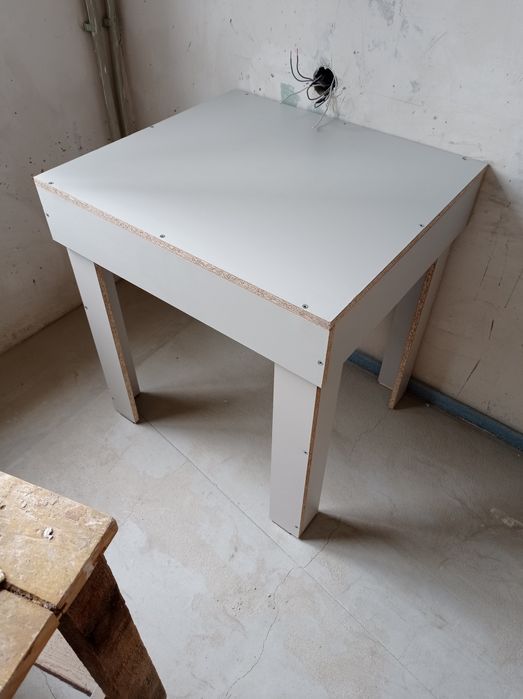 Продам письменный стол