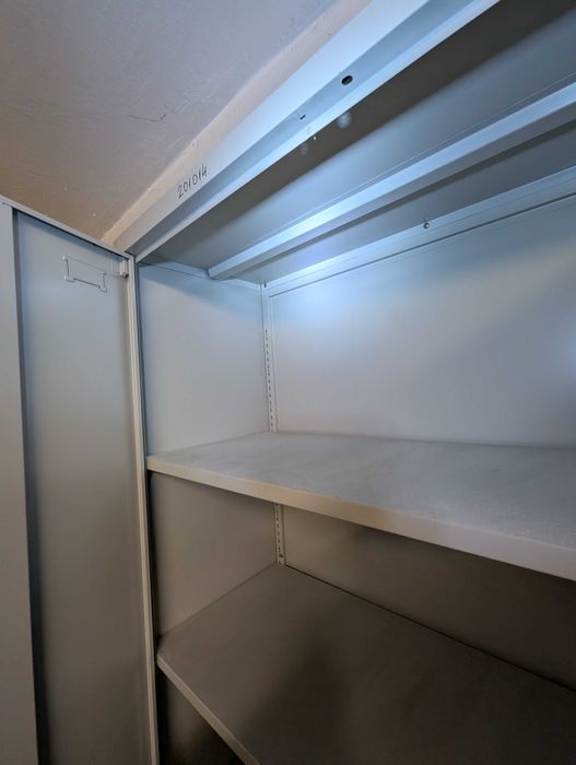 Метален шкаф за документи, инструменти и др. 90х40х196см