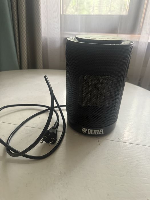 Это керамический тепловентилятор Denzel DTFC-1200S.