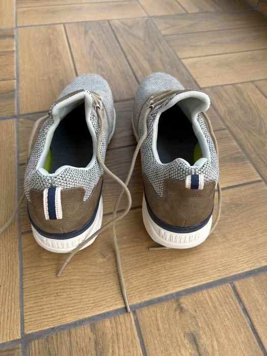 Обувки Mustang Бежов