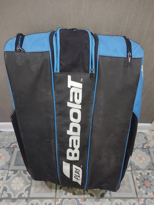 Продам теннисную сумку