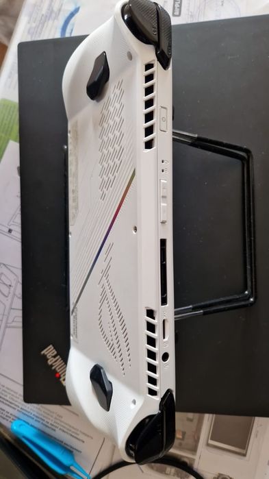 Asus rog ally z1 extream