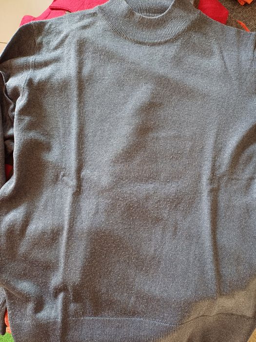 Пуловери памучни и вълнени