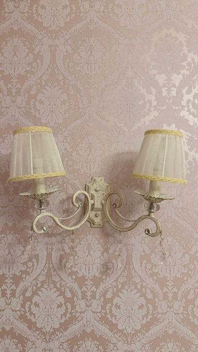 Бра 2 штуки-пара