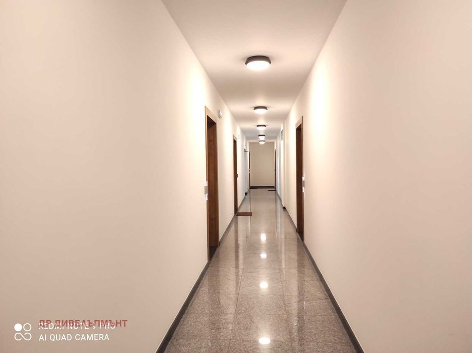 Дава се под наем Тристаен апартамент в София, Връбница 1 - 82 кв.м за 648.21 € - Снимка #15