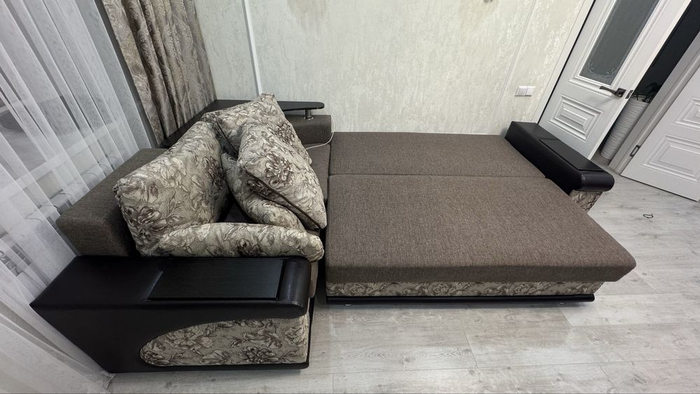 Диван в отличном состоянии