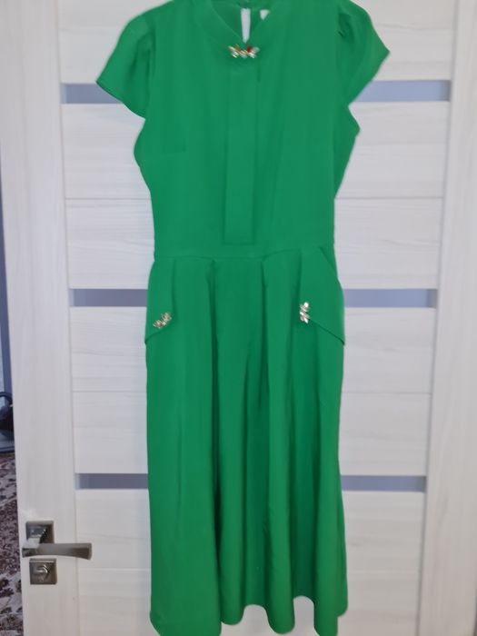 Продается  платье