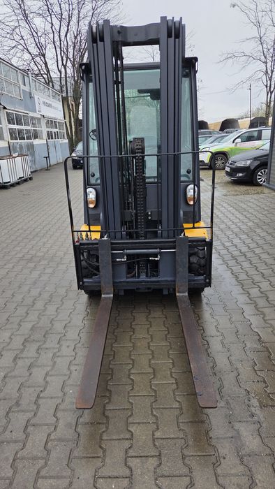 Stivuitor Jungheinrich TFG 425 2500KG