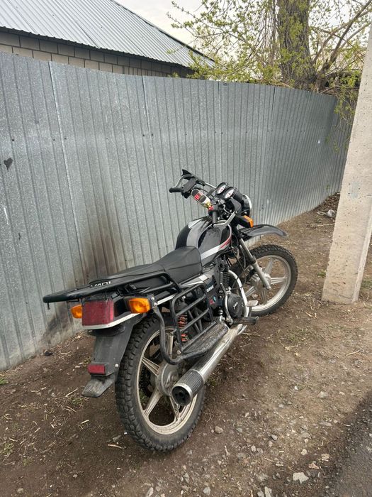 Продам мотоцикл Yaqi 200