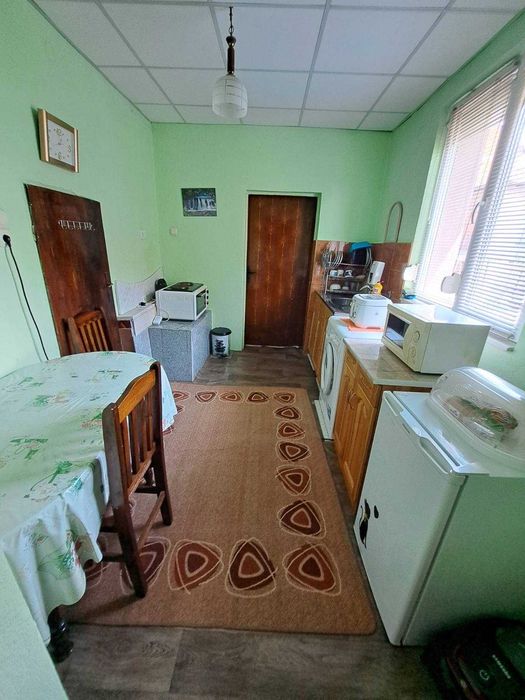 Етаж от къща за продажба в кв. Грамада, гр. Благоевград