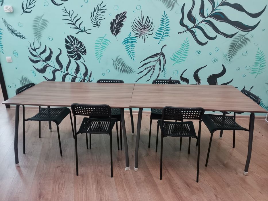 Продам стол в отличном состоянии для офиса и дома.