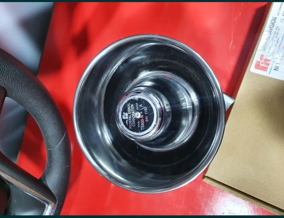 Serena U.S.A original amerikanskiy 1 ta karnayli 600W ovozi bomba