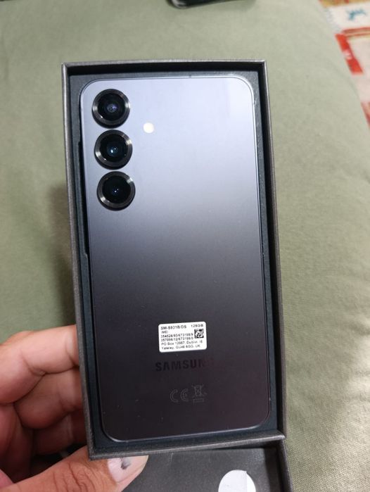 Samsung S 25  Dual SIM SM-S931B/DS, Made in Vietnam, Blueblack. Nou