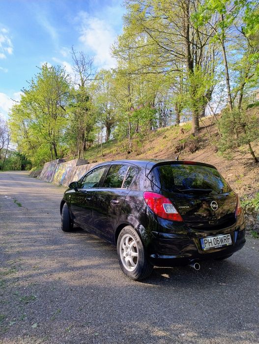 Vând Opel Corsa D