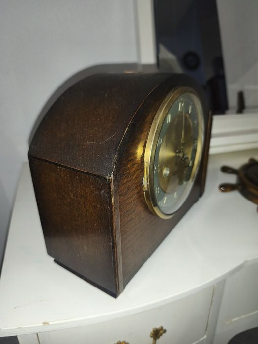 Ceas de șemineu mecanic