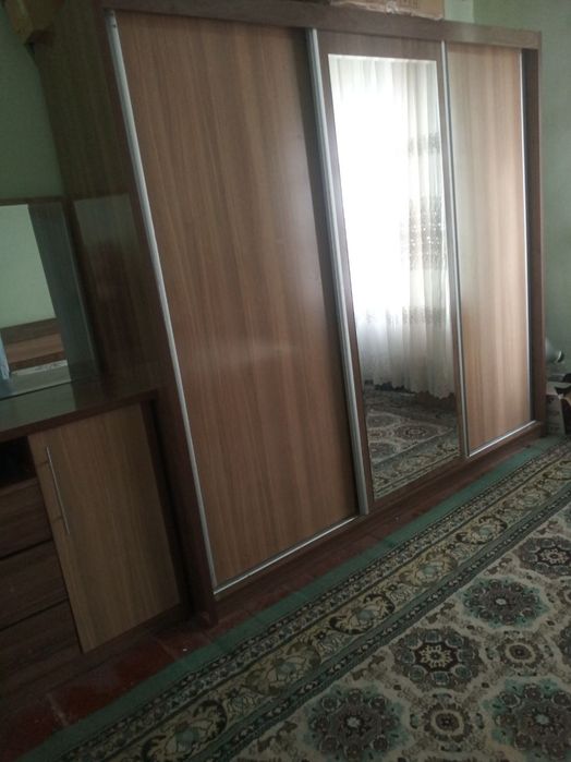 Spanniy mebel sotiladi