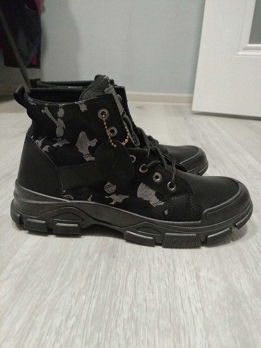 Ботинки демисезонные