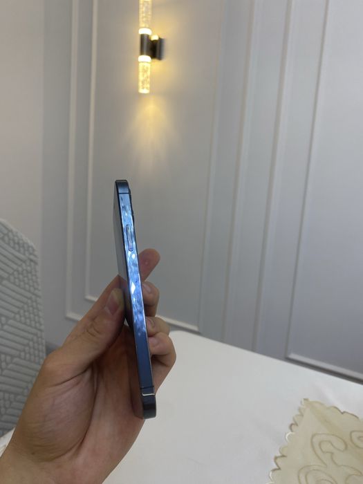 iPhone 12 pro 128 gb krishka sgani uchun arzon bervorvoman
