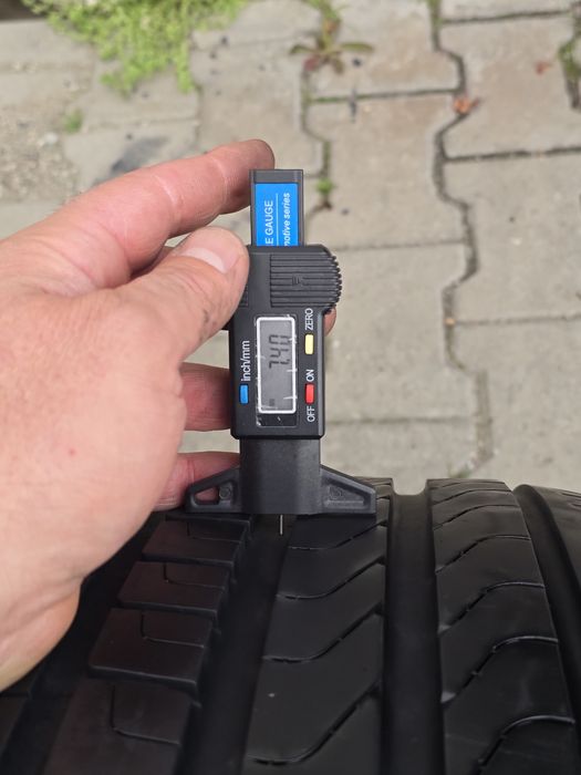 255 40 20 Pirelli