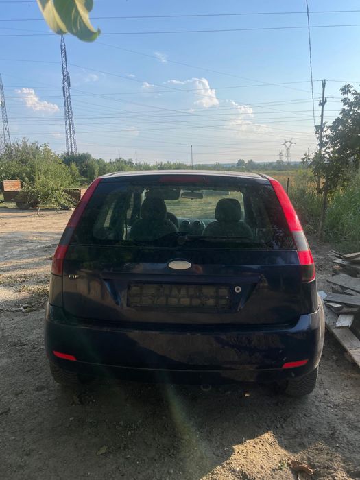 Dezmembrez Ford Fiesta