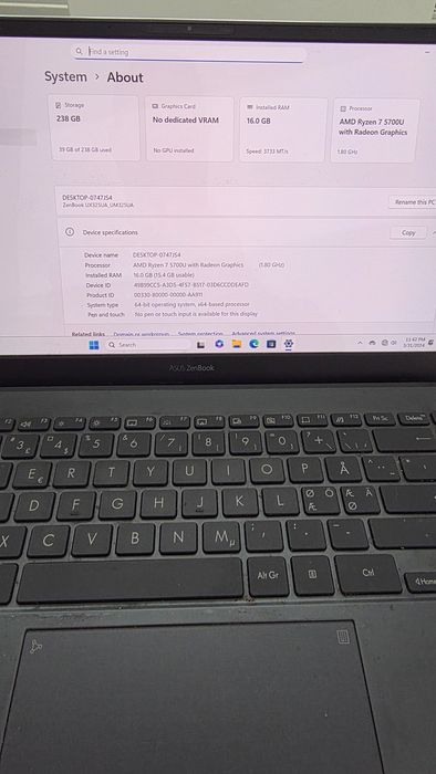 Asus ZenBook Ryzen 7 5700U 16 gb ddr4!