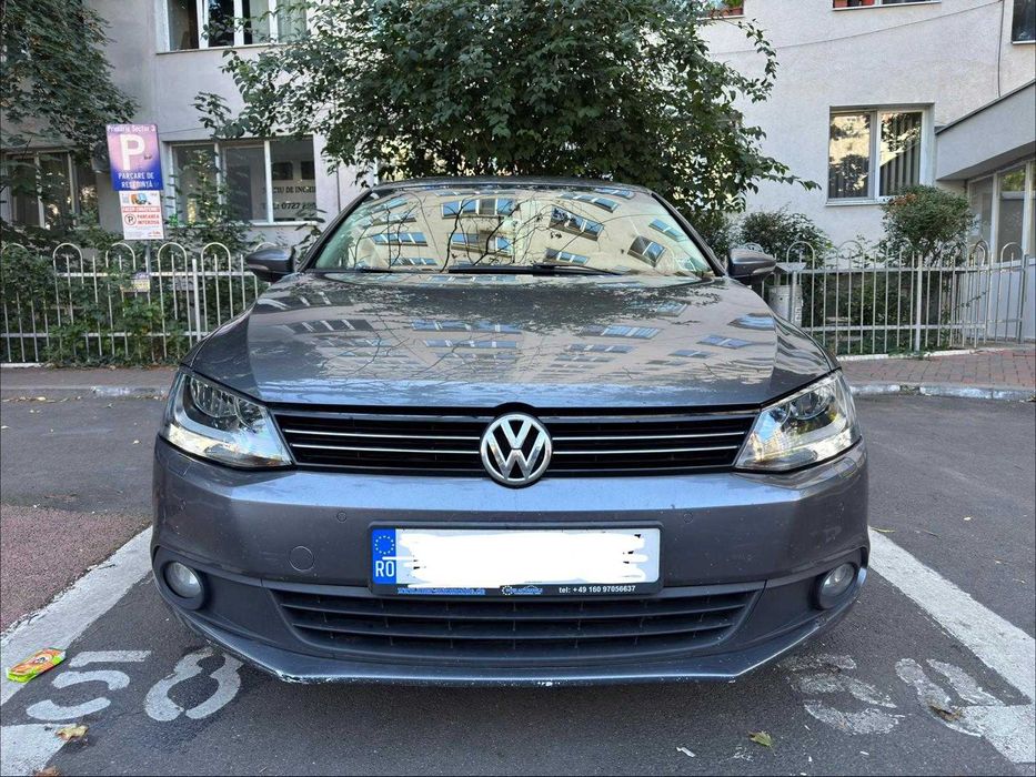 VOLKSWAGEN Jetta 2012 — imagine 2