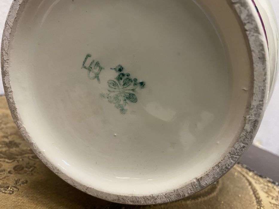 Голяма китайска ваза от костен порцелан