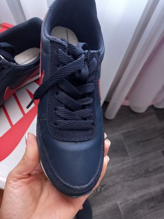 Кроссовки NIKE 36-36,5