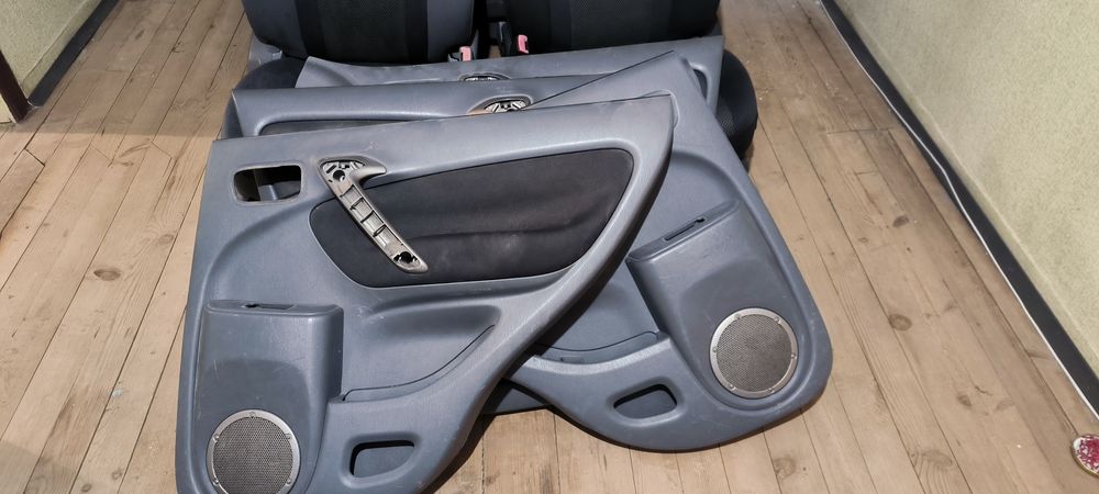 Салон за Рав 4 втора генерация 2000-2006г