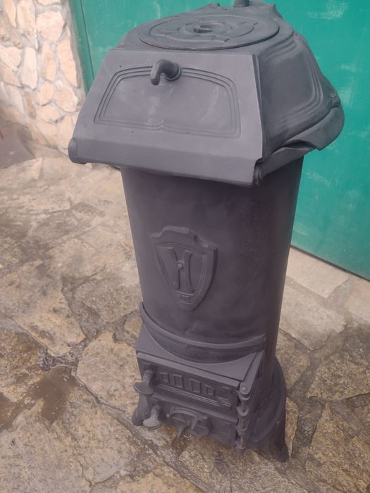 Печка  уникат на дърва!