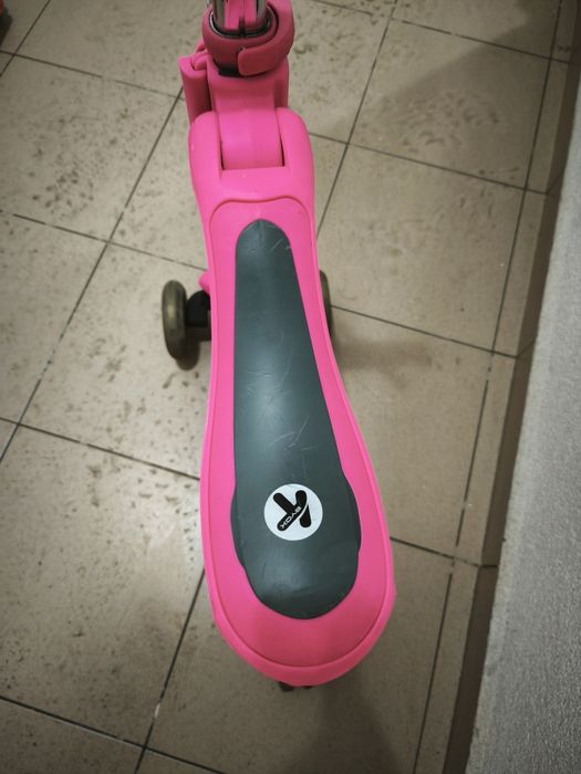 Розова тротинетка KinderKraft