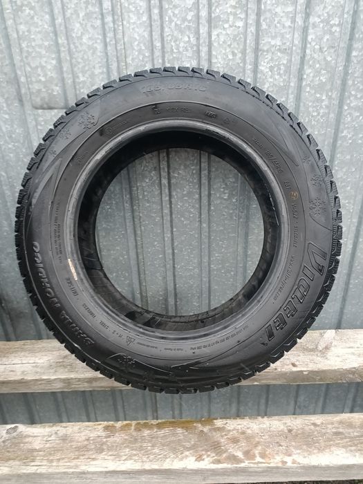 Зимняя резина 185/65 R15