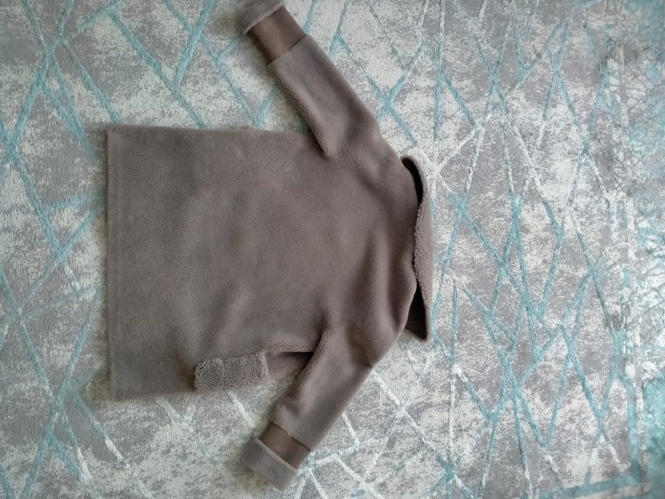 Продам верхнюю одежду