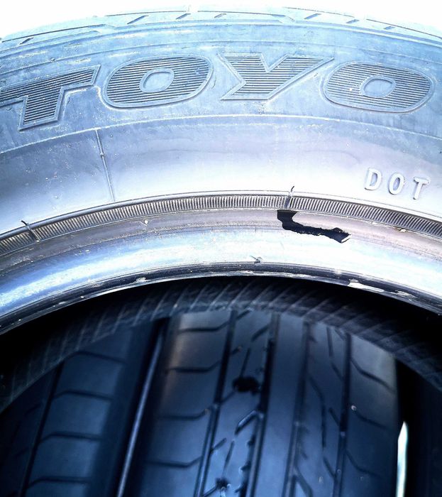 Продам шины TOYO 225/55/R17