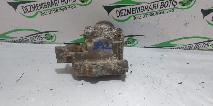 Carcasa termostat Dacia Logan 2007 1.4 MT (75 hp)