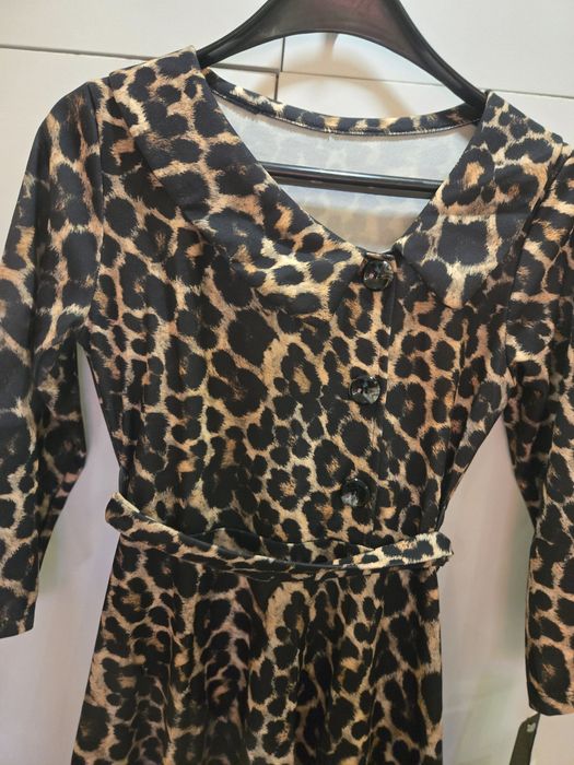Рокля  с леопардов принт Нова размер с/м