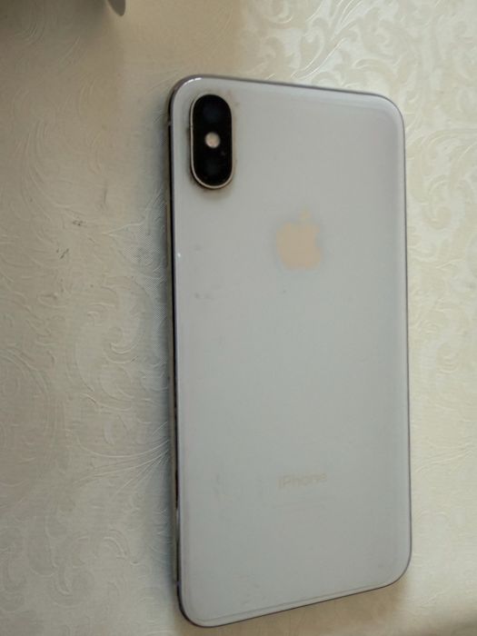 Продам телефон Iphone-x