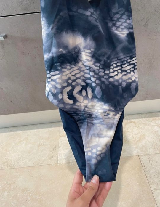 COS SUMMER SWIMWEAR - costum de baie nou-nouț de la COS