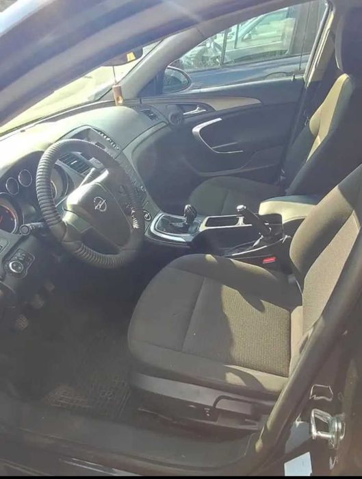 Продава се Opel Insignia 2.0 CDTI, 130 к.с. | 2011 г. | София