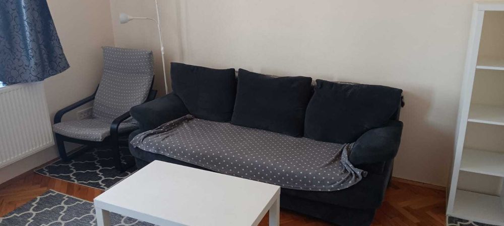 Apartament cu 2 camere decomandate de închiriat
