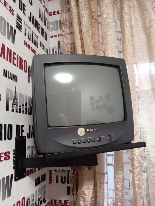Компактный телевизор "Samsung"
