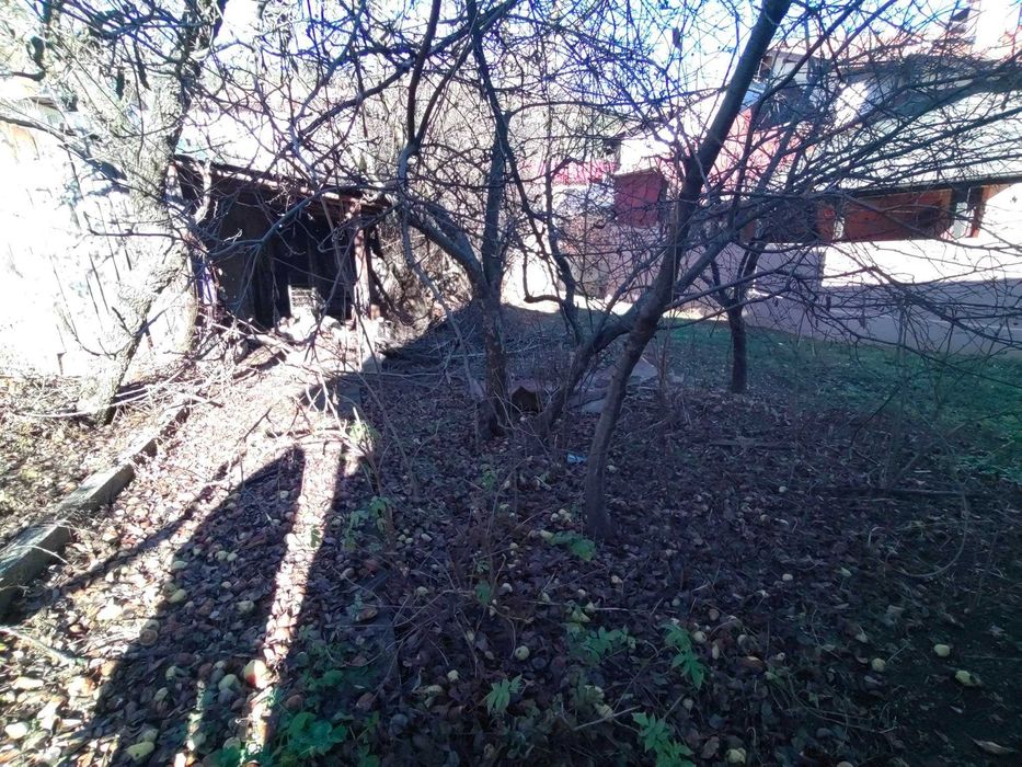 Продава се Къща в София, Център - 247 кв.м за 312 €/кв.м - Снимка #2