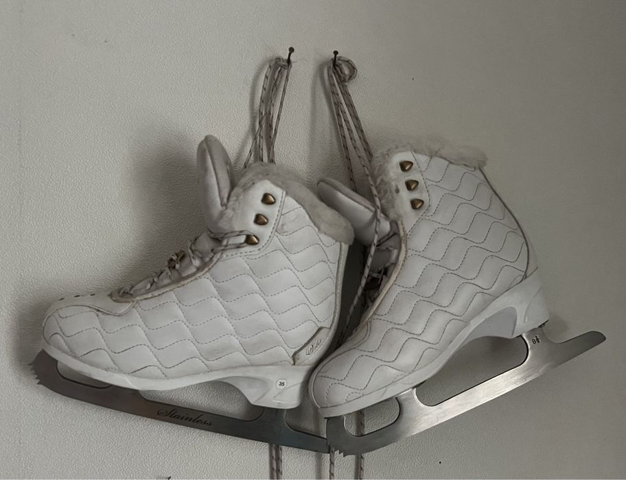 Коньки белые для девочки