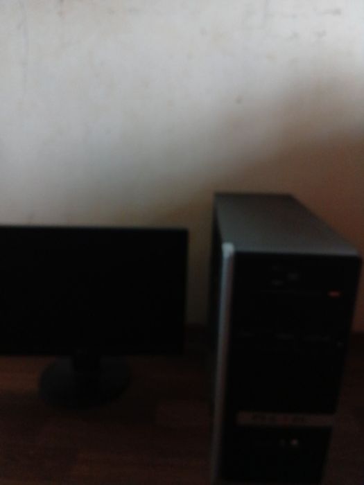 LG Monitor + Sistemnik Blok