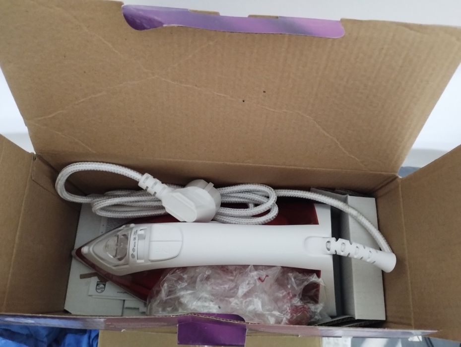 Fier de calcat PHILIPS