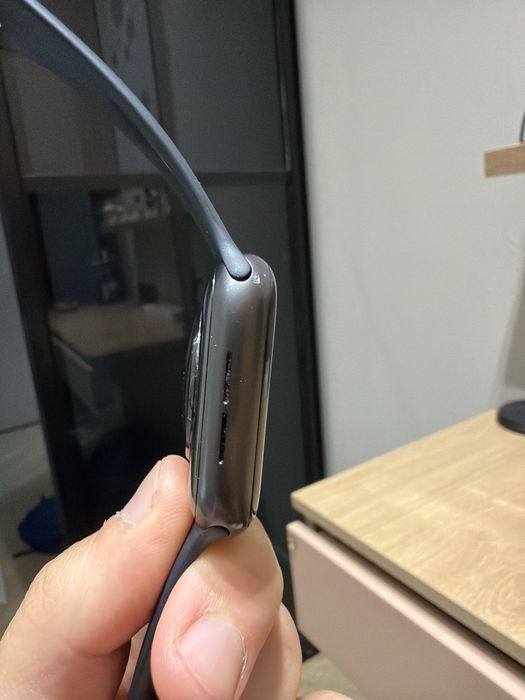 Apple watch SE срочно продаю