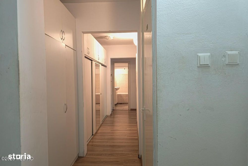 Mircea Cel Batran - 3 Camere, Decomandat, 2 Bai, Centrala