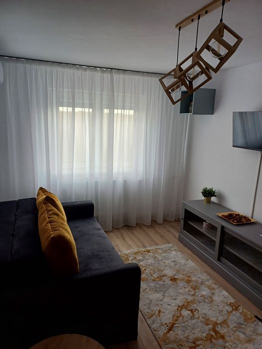 Inchiriere garsoniera Titan